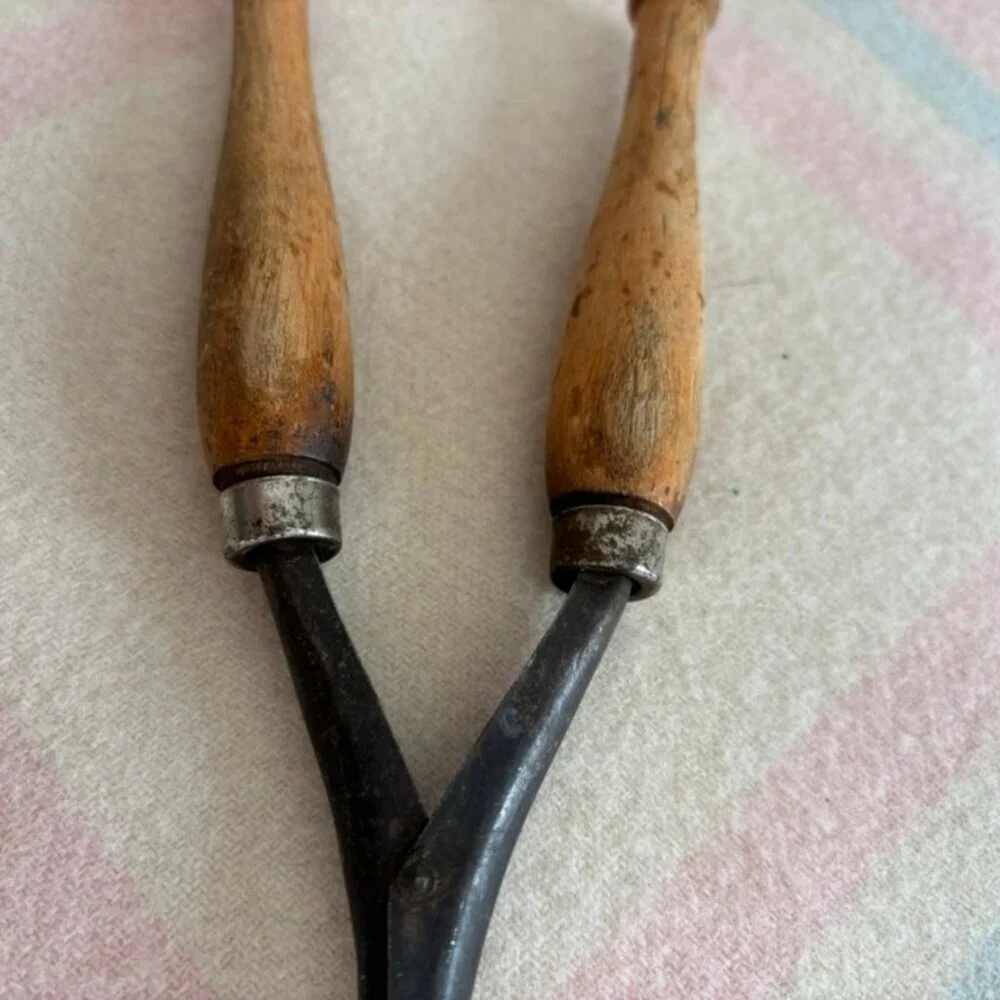 Vintage Curling Iron Hair Mustache Pincurls Antique Tool Wood Handle Small
